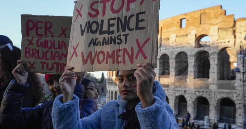 AB kadına yönelik şiddete ilişkin ilk yasayı kabul etti;  Tecavüzün tanımı konusunda anlaşamadık
