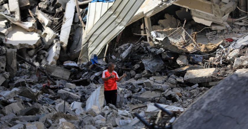 İsrail'in 182 gündür saldırılarını sürdürdüğü Gazze'de can kaybı 33 bin91'e yükseldi.