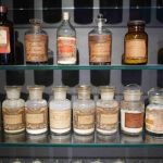1800'lü yıllarda kullanılan ilaçlar bu müzede!  Müze Eczanesi açıldı