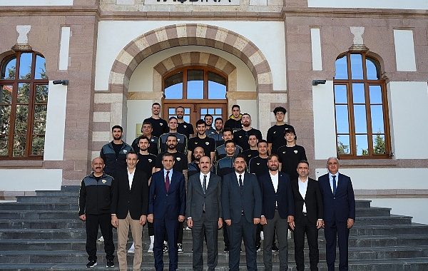 Başkan Altay: Konya Büyükşehir Belediyespor Basketbol Takımı Bundan sonra da yanınızda olmaya devam edeceğiz – SPORT