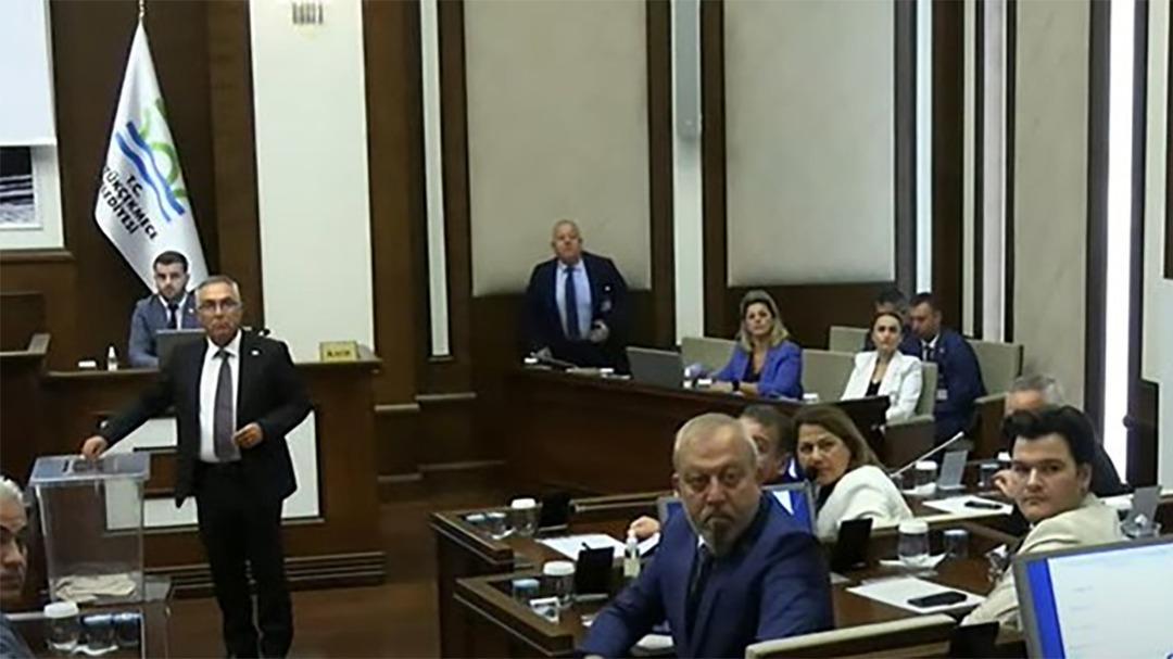 Buyçekmece Belediyesi seçimleri sırasında gerginlik: Birbirinize çığlık atıyor! Hakan Çebi Yeni Başkan Yardımcısı 2