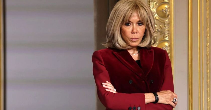 Brigitte Macron'a siber zorbalık yapan 10 kişi yargılanıyor