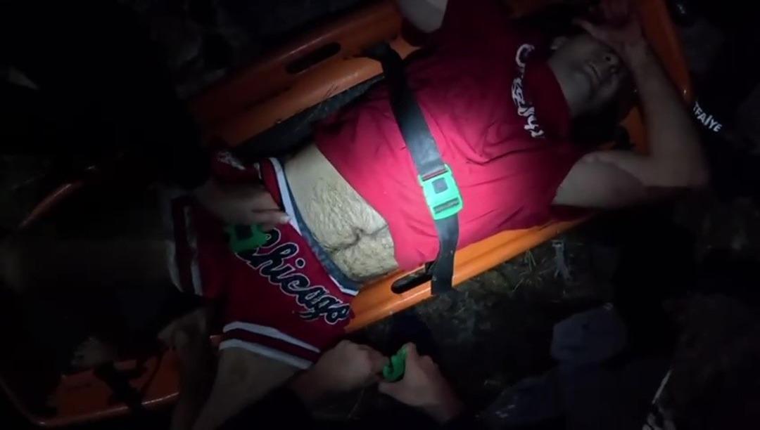 Yürüyüş yaparken uçurumdan düşen 2 Ukraynalı turist kurtarıldı