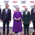 Emine Erdoğan’dan “sosyal medya” ve “dijital oyunlar” hakkında önemli uyarılar