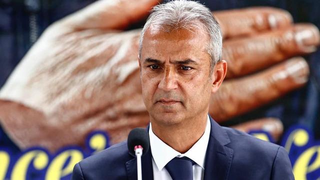 Fenerbahçe’nin yeni hocası İsmail Kartal oldu!