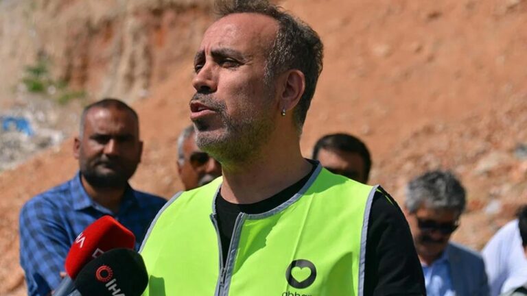 Haluk Levent Ahbap Genel Başkanlığı’nı bırakacağını duyurdu: “Mide kanaması geçirdim, sağlık sorunlarım var”
